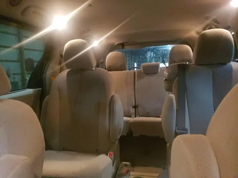 2011 TOYOTA SIENNA   