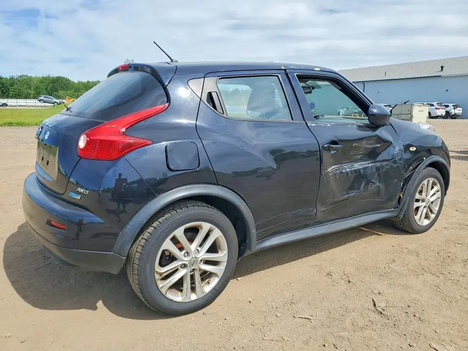 2014 NISSAN JUKE S  