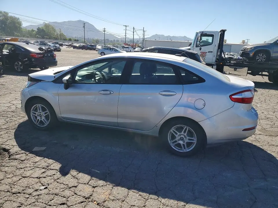 2017 FORD FIESTA SE  