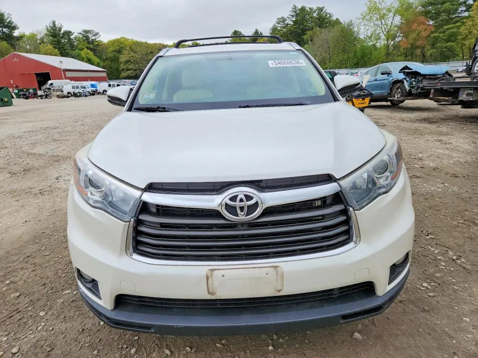 2016 TOYOTA HIGHLANDER XLE  