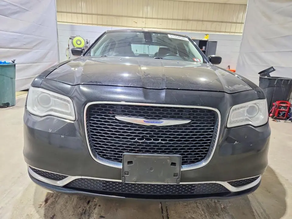 2018 CHRYSLER 300 TOURING  