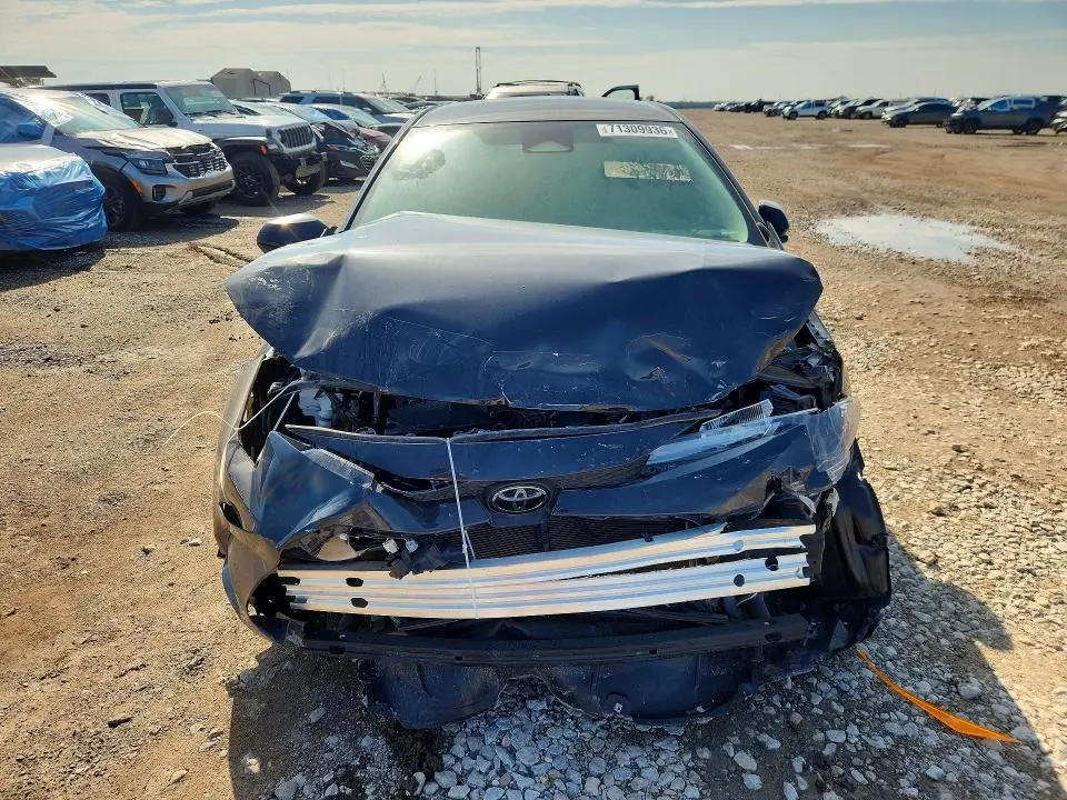 2025 TOYOTA COROLLA   