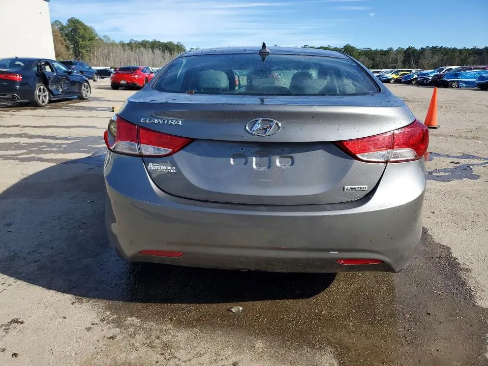 2013 HYUNDAI ELANTRA LIMITED  