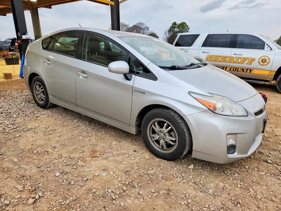 2011 TOYOTA PRIUS   