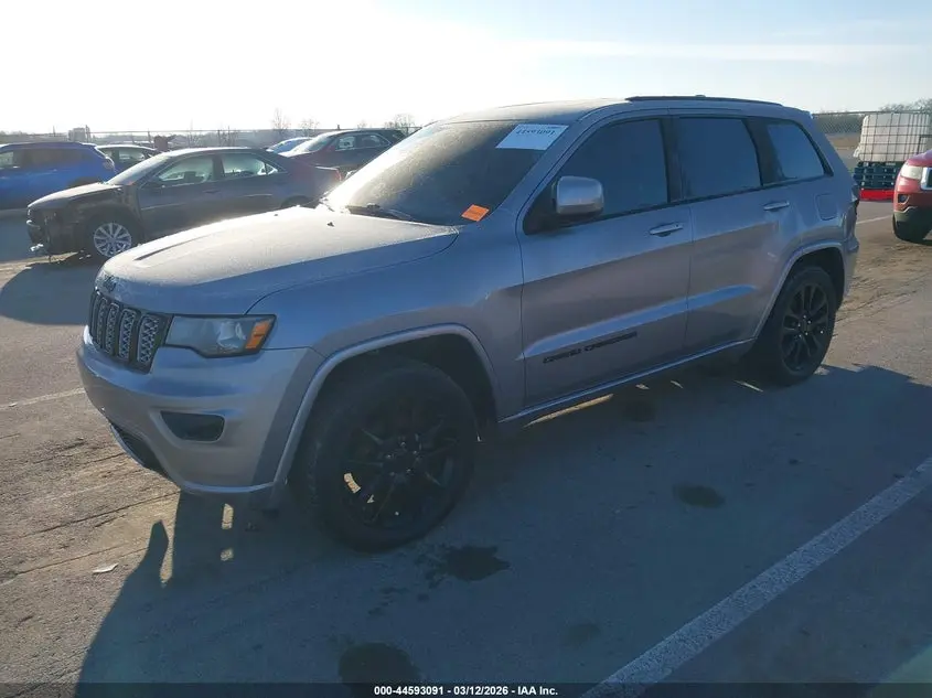 2017 JEEP GRAND CHEROKEE ALTITUDE 4X4