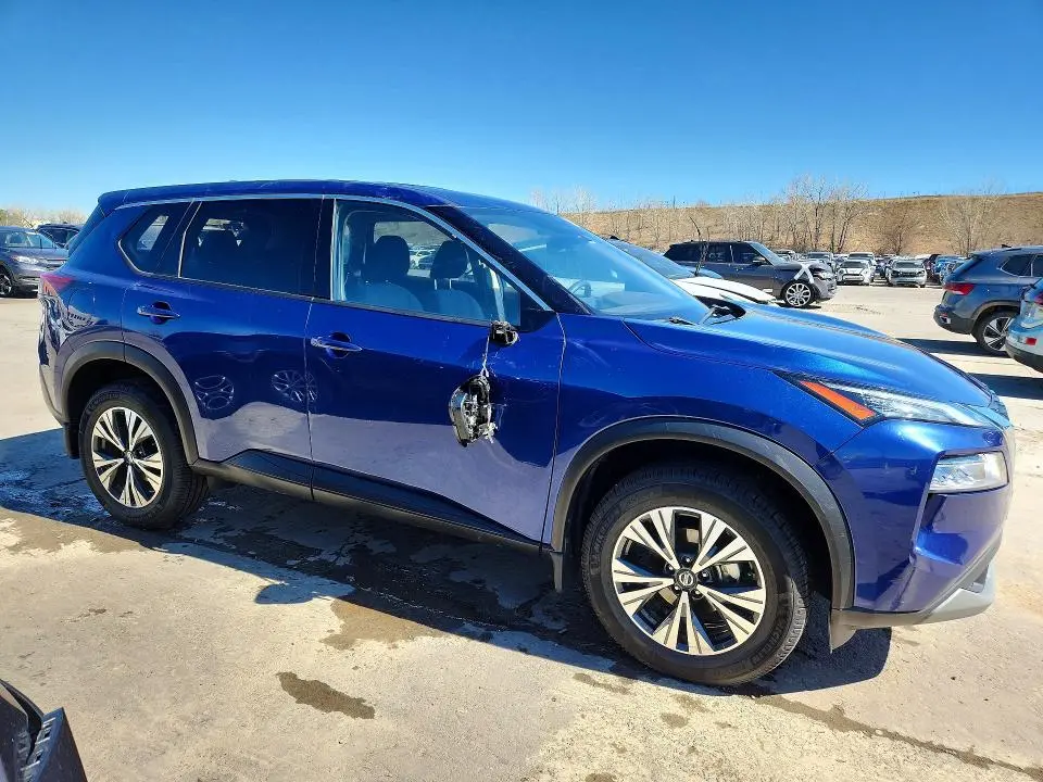 2021 NISSAN ROGUE SV  