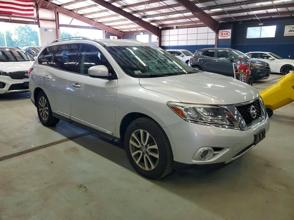 2014 NISSAN PATHFINDER SL  