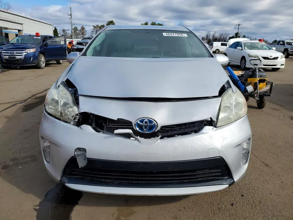 2015 TOYOTA PRIUS TWO  