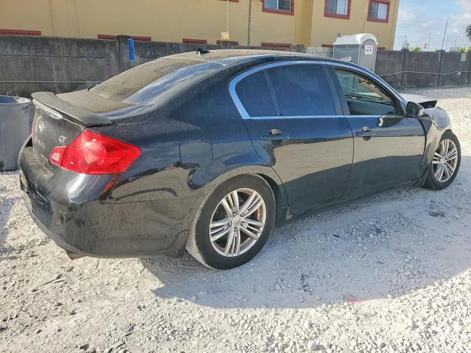 2012 INFINITI G37 BASE  