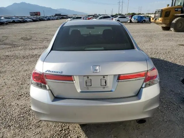 2011 HONDA ACCORD LX  