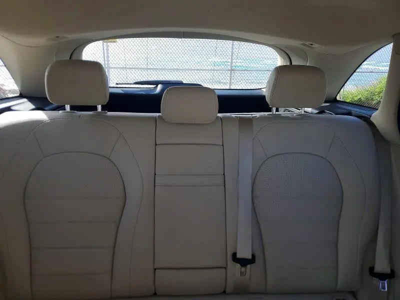 2019 MERCEDES-BENZ GLC 300  