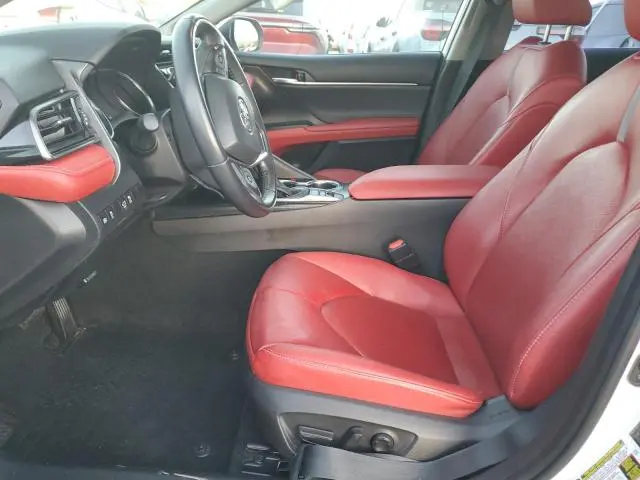 2020 TOYOTA CAMRY XSE  