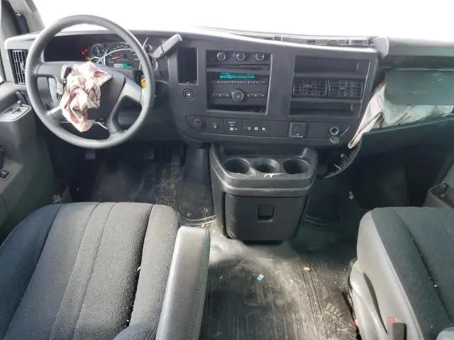 2022 GMC SAVANA G2500  