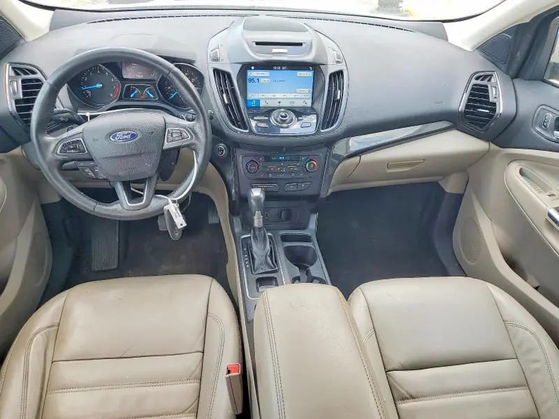2017 FORD ESCAPE TITANIUM  