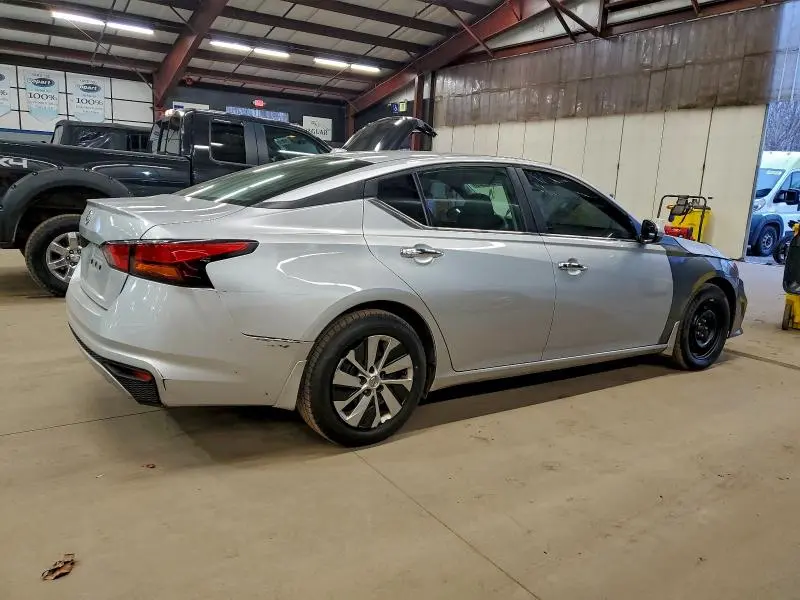 2019 NISSAN ALTIMA S  