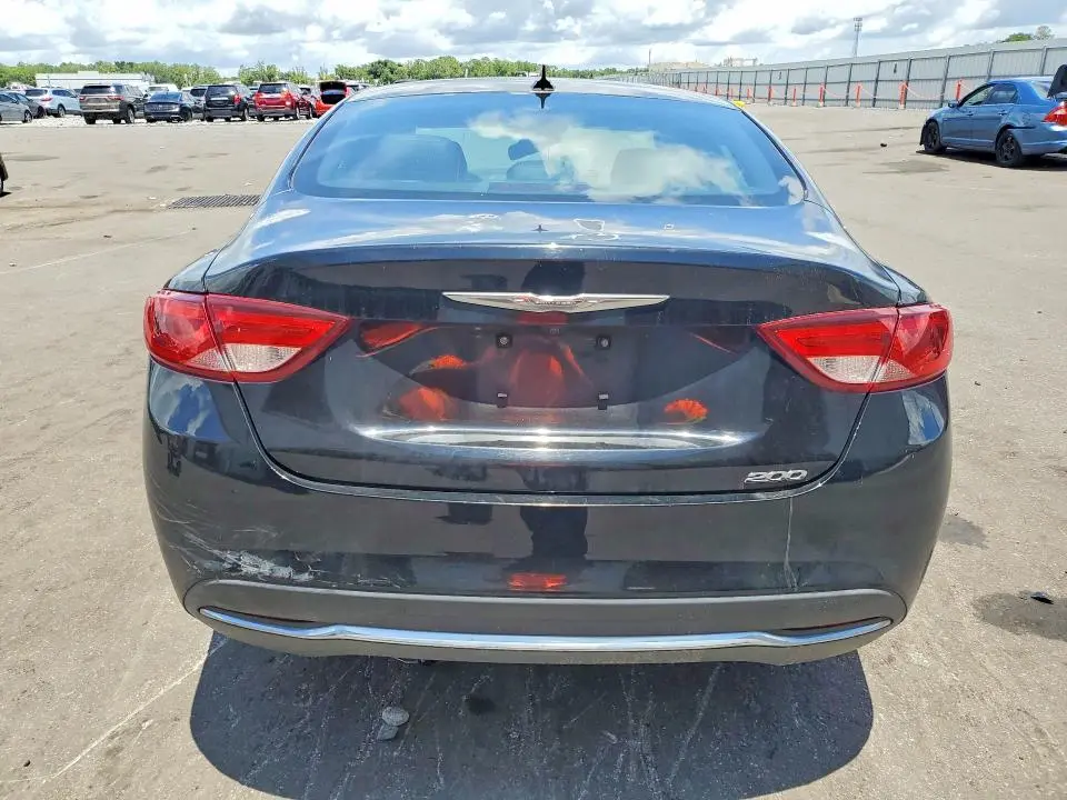 2017 CHRYSLER 200 LIMITED  