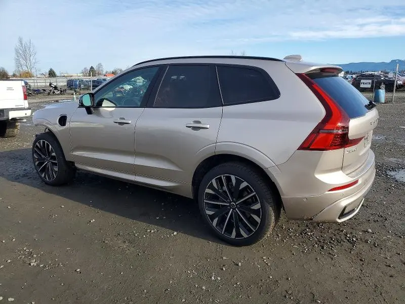 2026 VOLVO XC60 ULTRA  