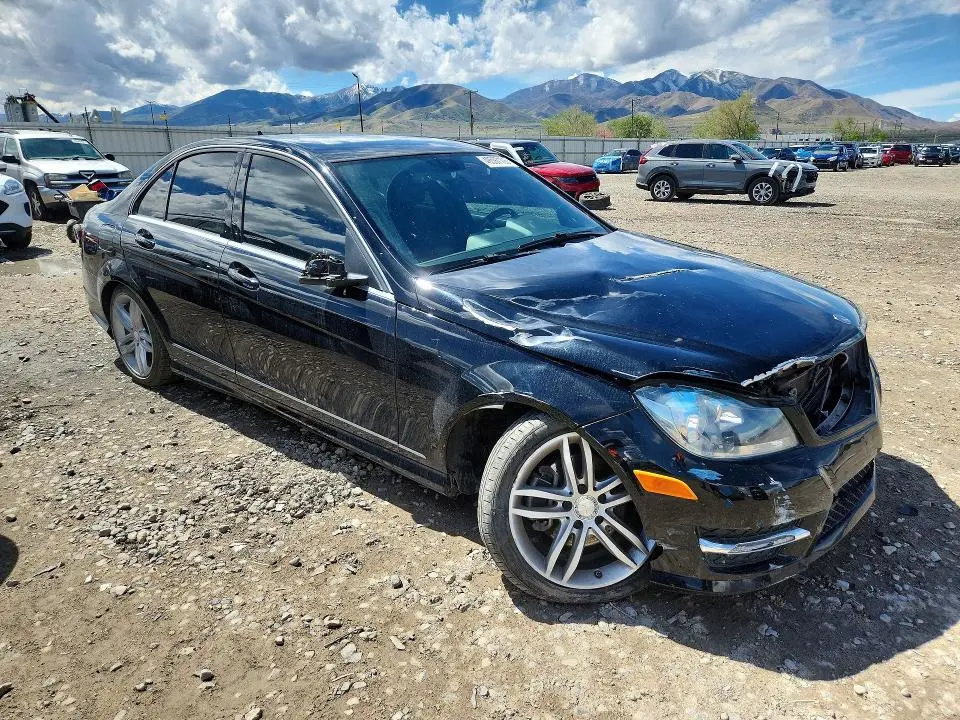 2014 MERCEDES-BENZ C 250  