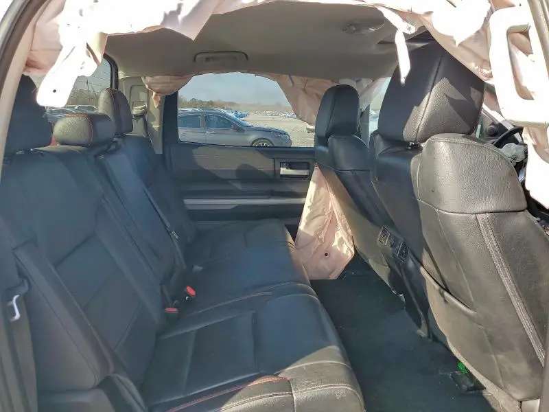 2020 TOYOTA TUNDRA CREWMAX SR5  