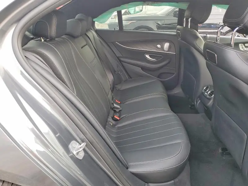 2018 MERCEDES-BENZ E 300  