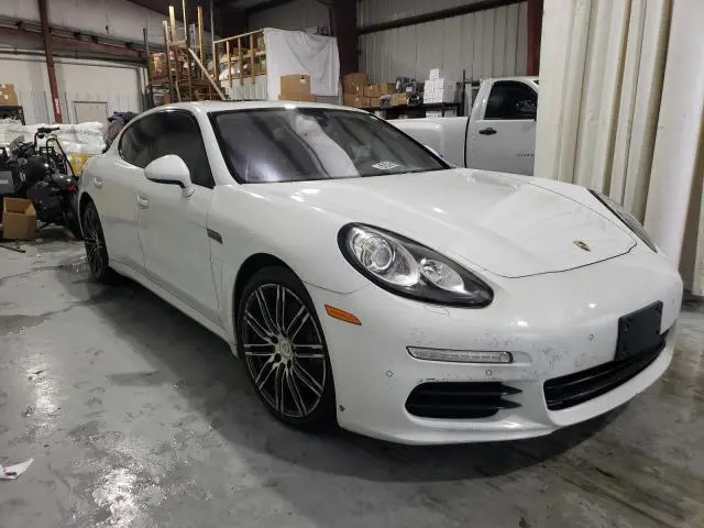2016 PORSCHE PANAMERA 2  