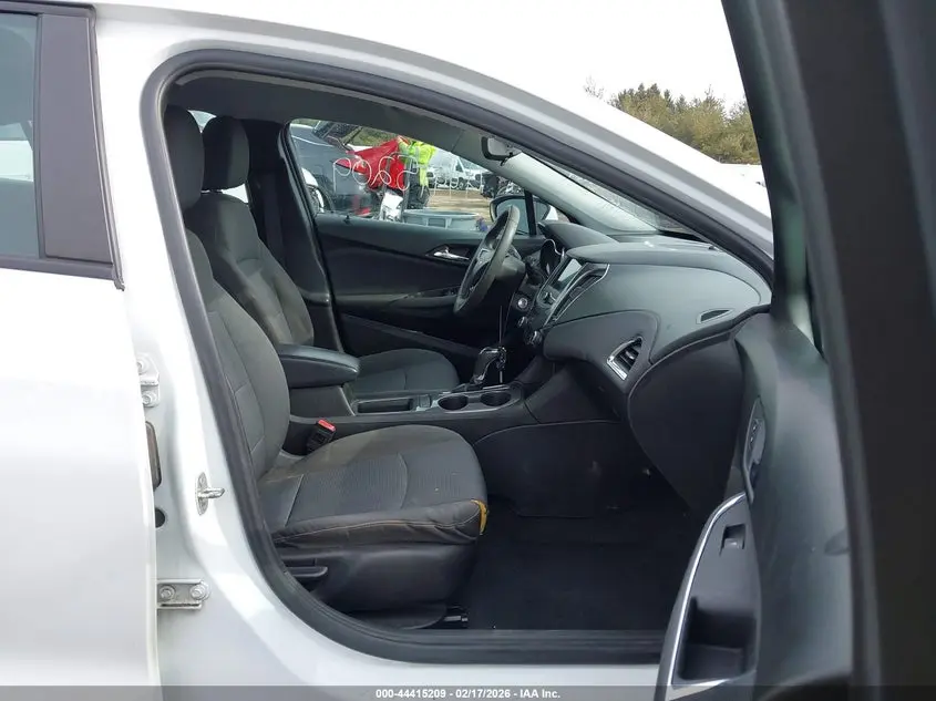 2019 CHEVROLET CRUZE LS