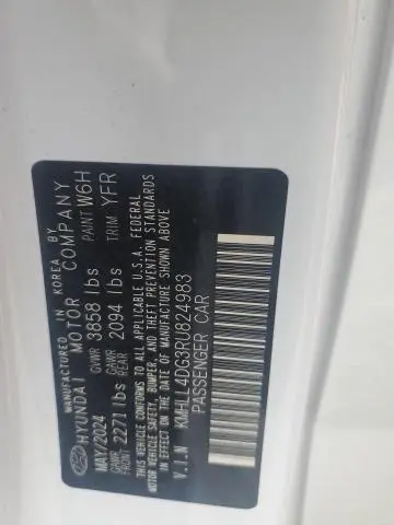 2024 HYUNDAI ELANTRA SE  