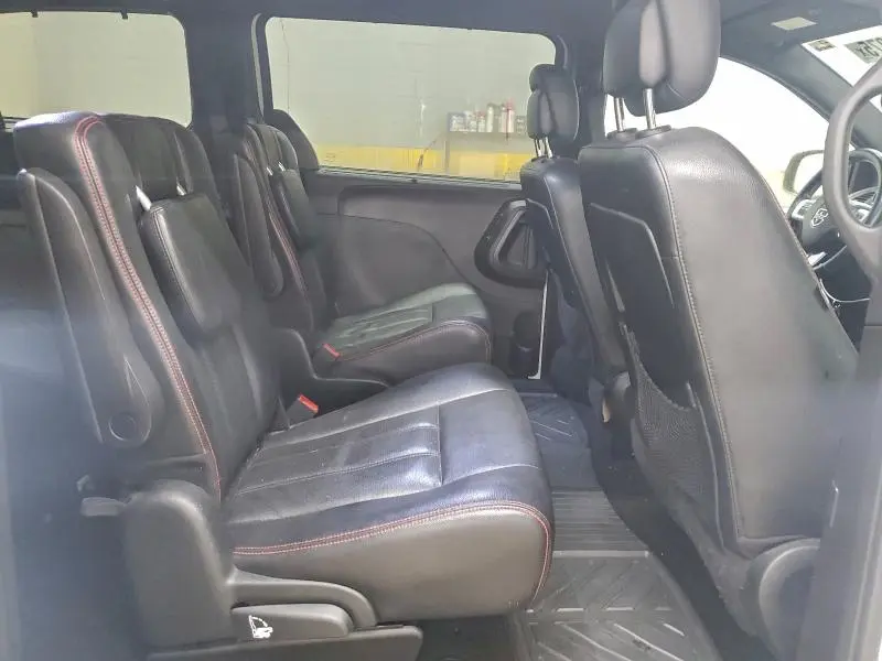 2017 DODGE GRAND CARAVAN GT  