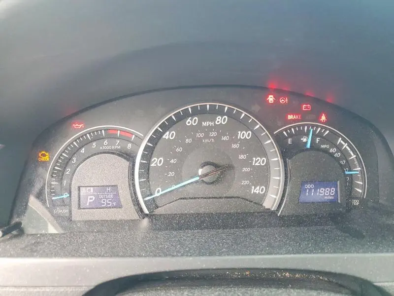 2012 TOYOTA CAMRY LE  