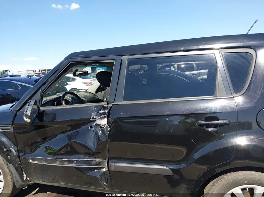 2012 KIA SOUL +