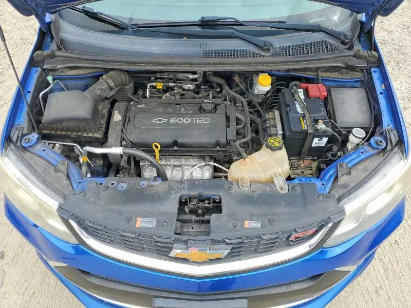2017 CHEVROLET SONIC LT  