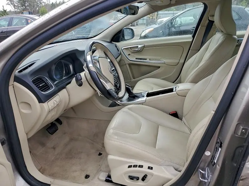 2016 VOLVO S60 PREMIER  