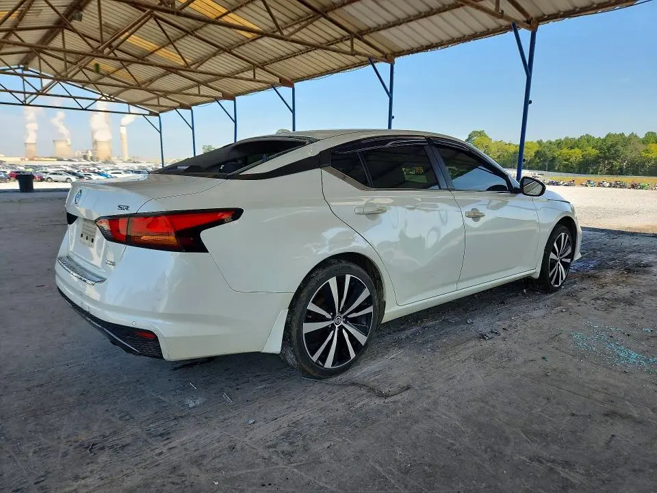 2020 NISSAN ALTIMA SR  