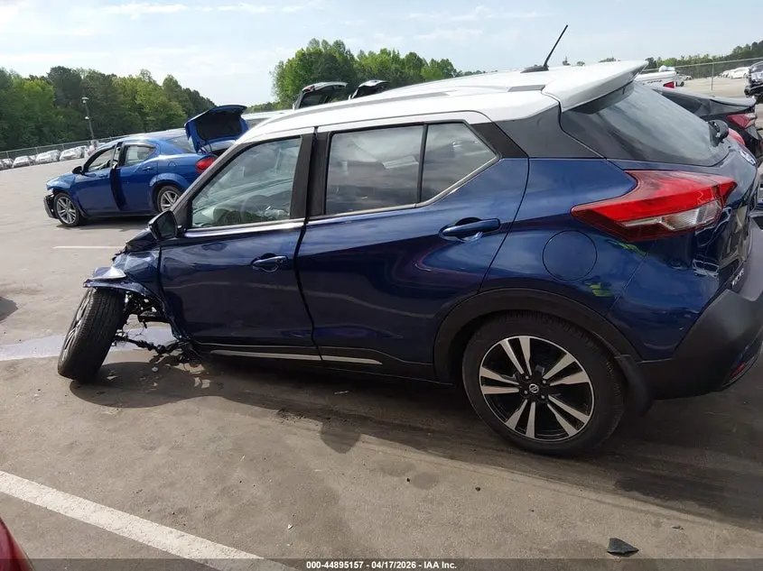 2018 NISSAN KICKS SR