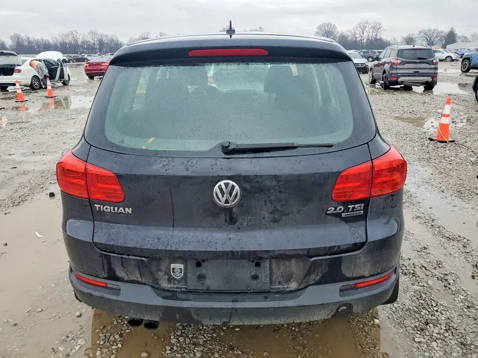 2013 VOLKSWAGEN TIGUAN S  