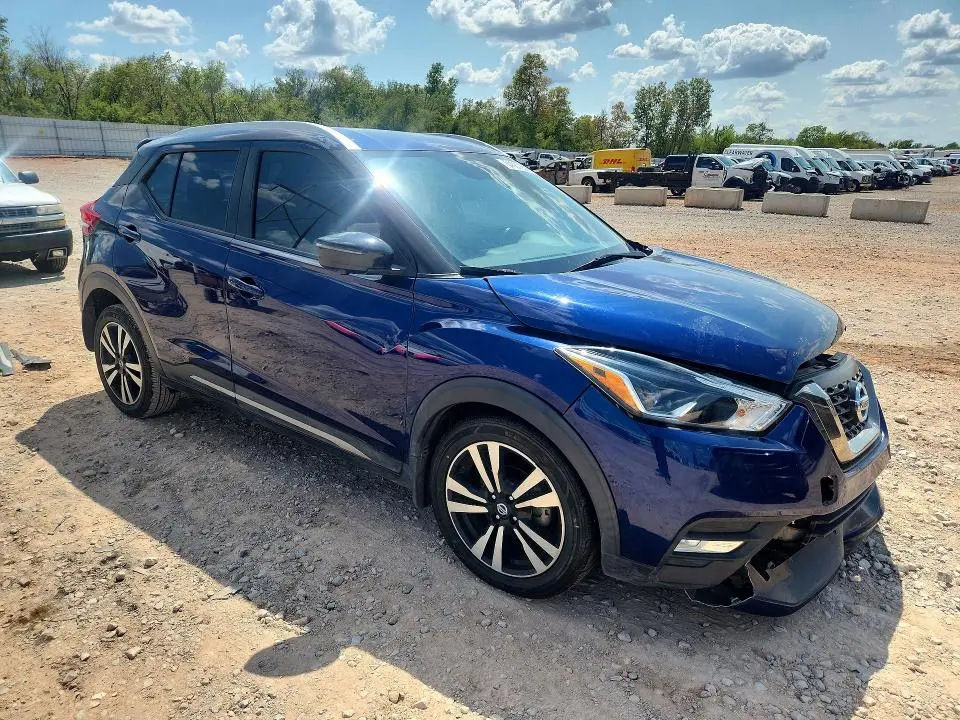 2019 NISSAN KICKS SR  
