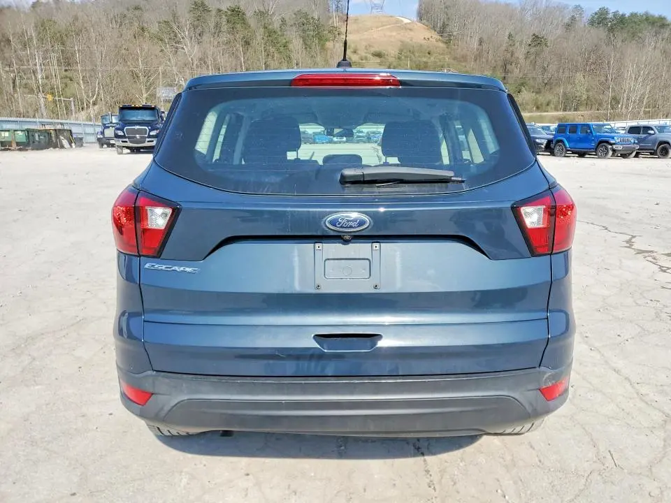 2019 FORD ESCAPE S  