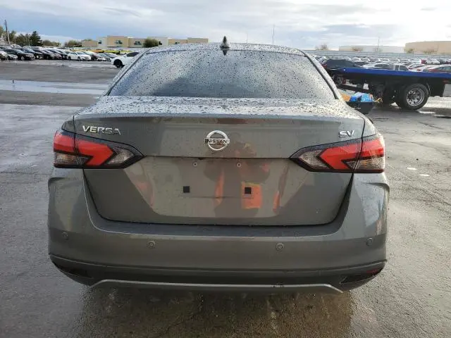 2021 NISSAN VERSA SV  