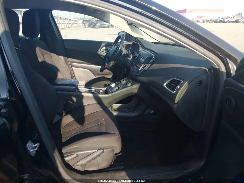 2015 CHRYSLER 200 LIMITED