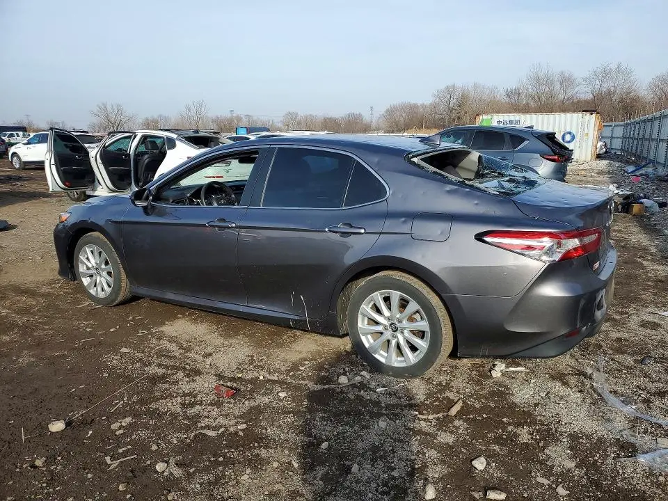 2019 TOYOTA CAMRY LE  
