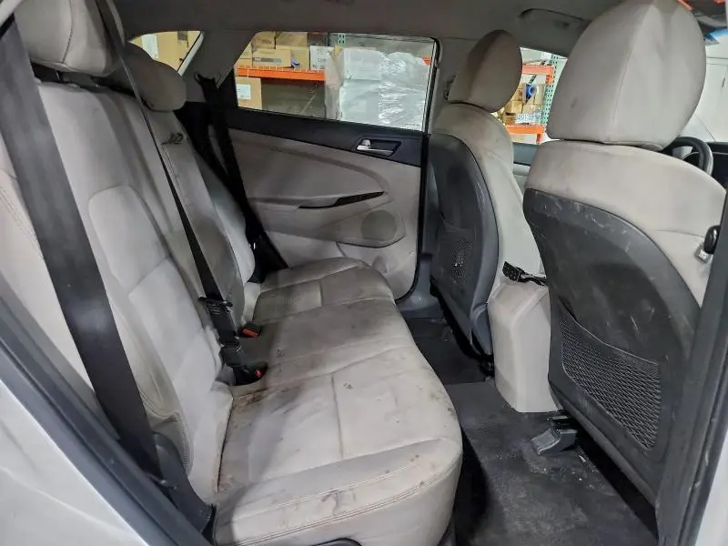 2020 HYUNDAI TUCSON SE  