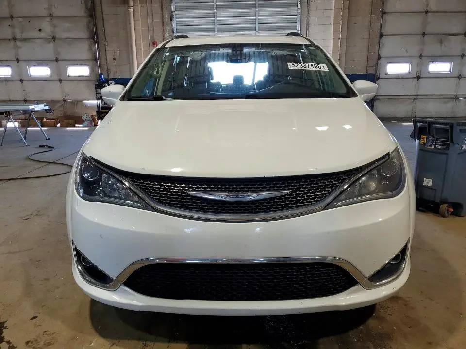 2017 CHRYSLER PACIFICA TOURING L PLUS  