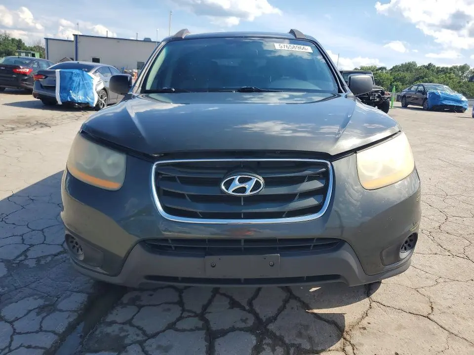 2011 HYUNDAI SANTA FE GLS  