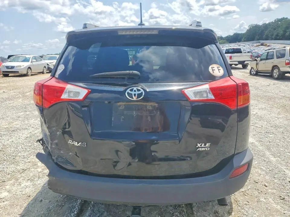 2015 TOYOTA RAV4 XLE  