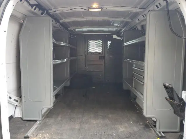 2013 GMC SAVANA G1500  