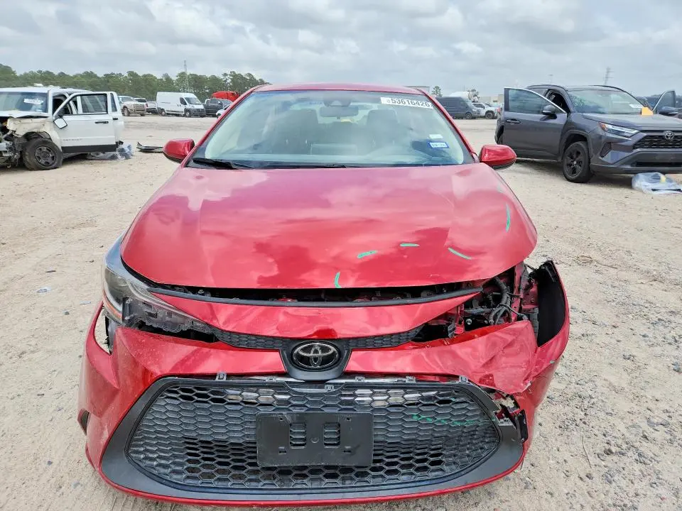 2021 TOYOTA COROLLA LE  