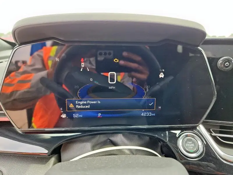 2025 CHEVROLET TRAX 2RS  