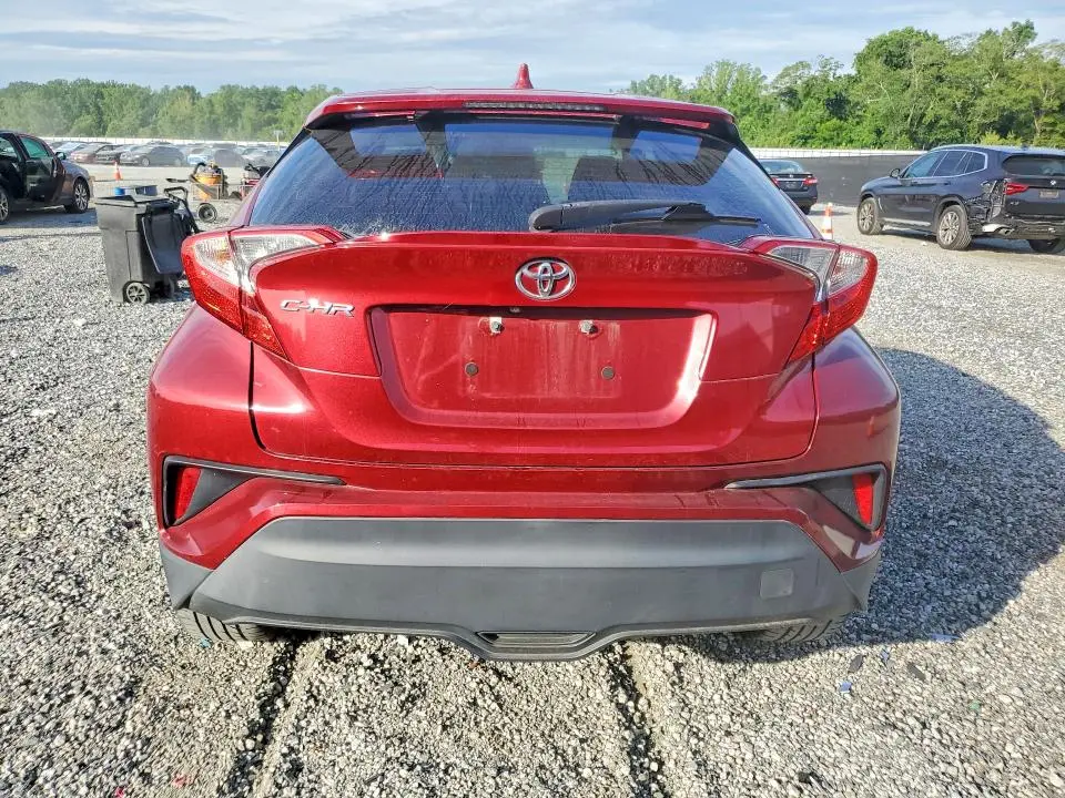 2019 TOYOTA C-HR XLE  