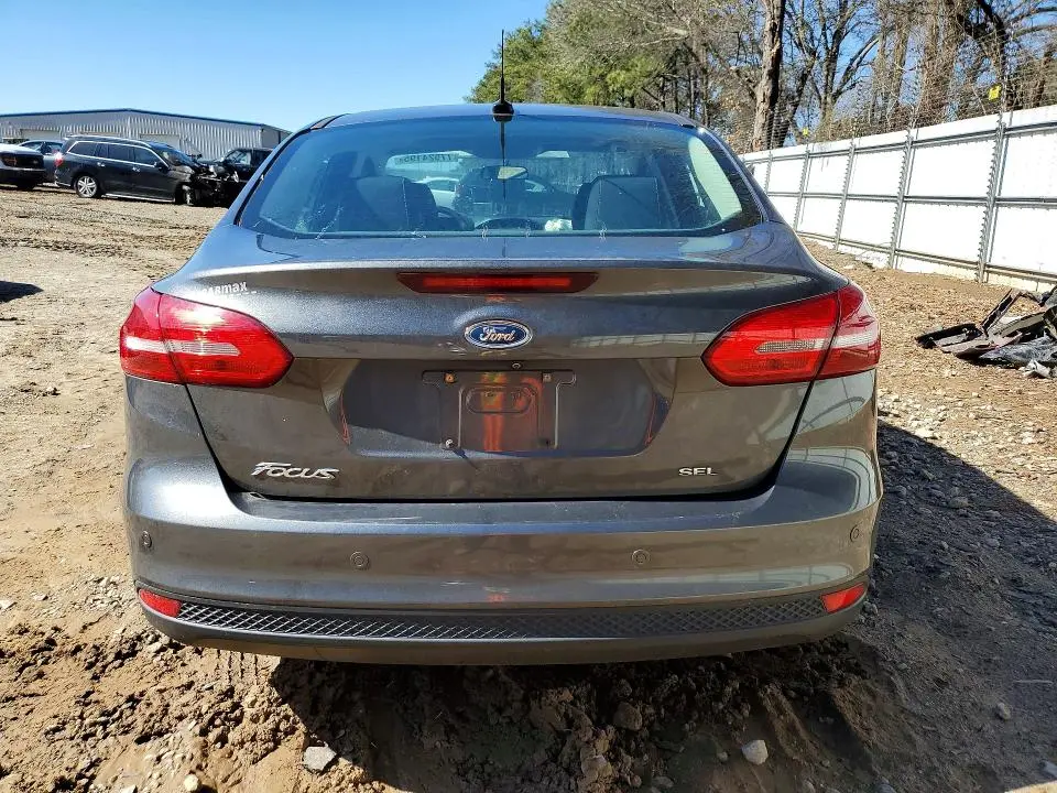 2017 FORD FOCUS SEL  