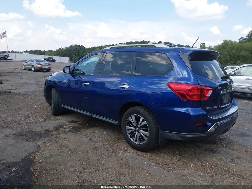 2018 NISSAN PATHFINDER SV